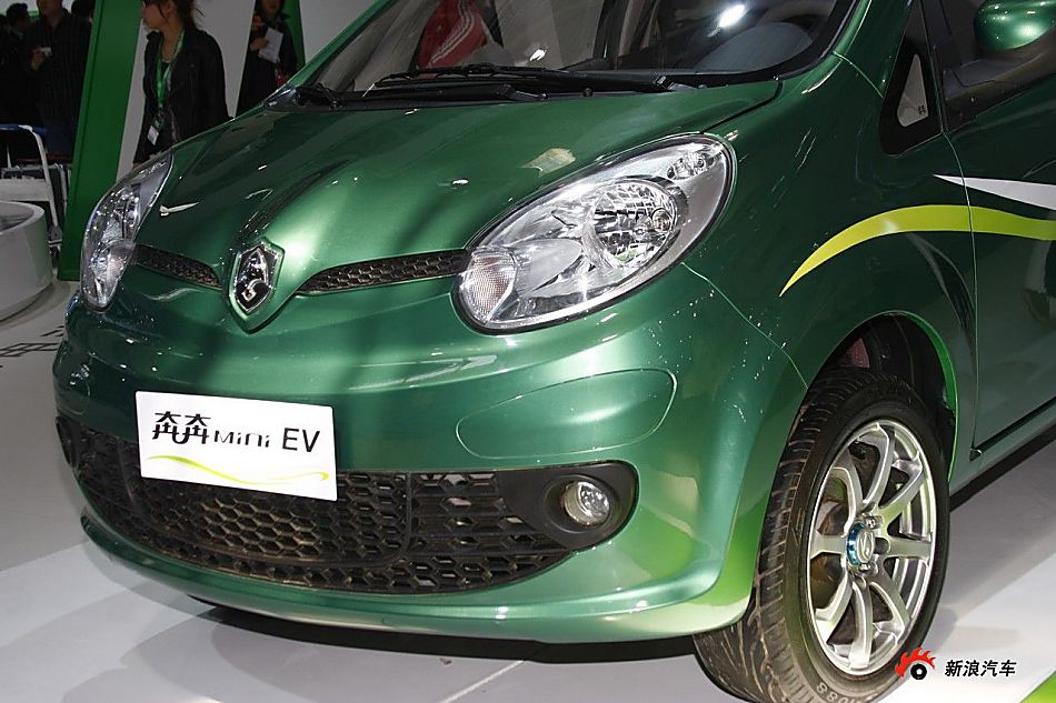 长安奔奔mini EV