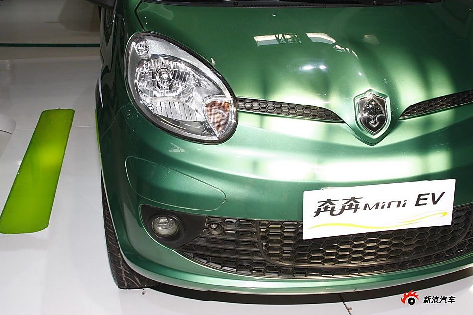 长安奔奔mini EV