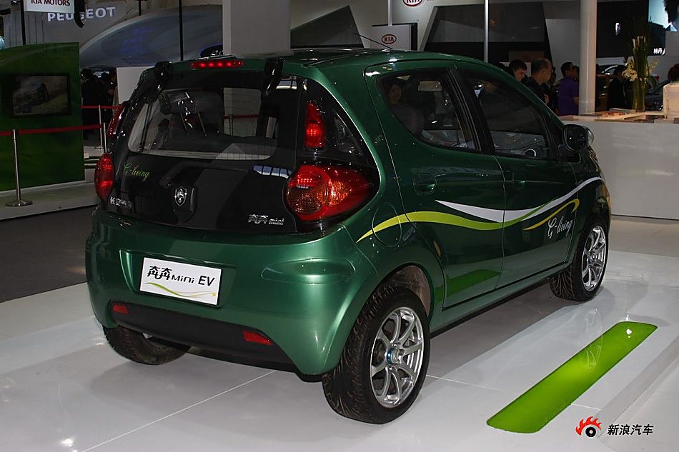 长安奔奔mini EV