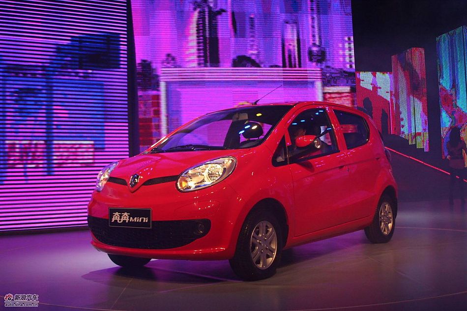 长安奔奔mini上市现场亮相