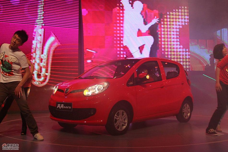 长安奔奔mini上市现场亮相