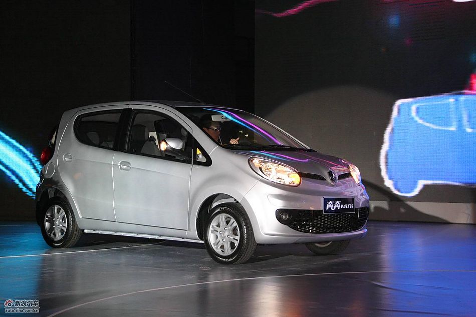 长安奔奔mini上市现场亮相