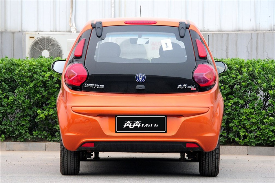 2012款 1.0L IMT 时尚版 外观