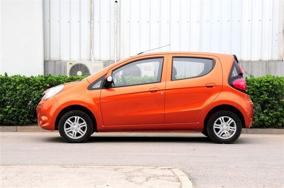 2012款 1.0L IMT 时尚版 外观