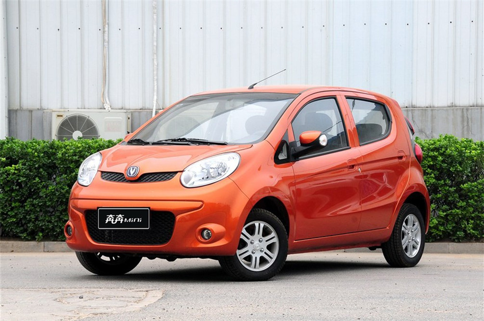 2012款 1.0L IMT 时尚版 外观