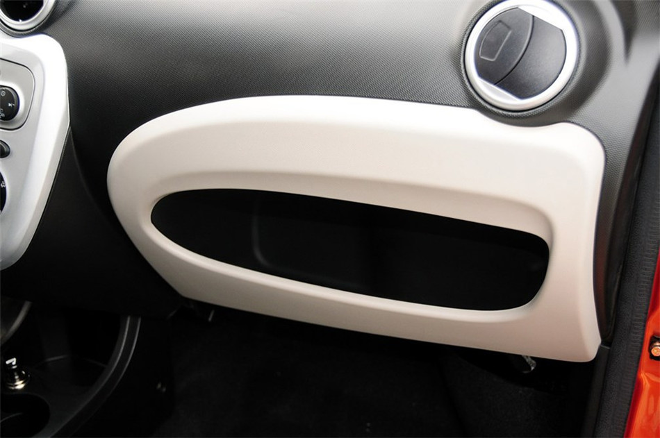 2012款 1.0L IMT 时尚版 内饰