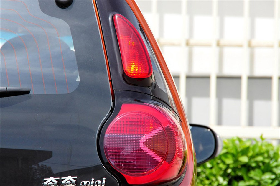 2012款 1.0L IMT 时尚版 其他