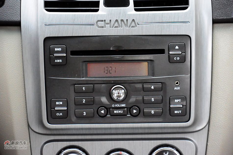 2011款CX30三厢实拍