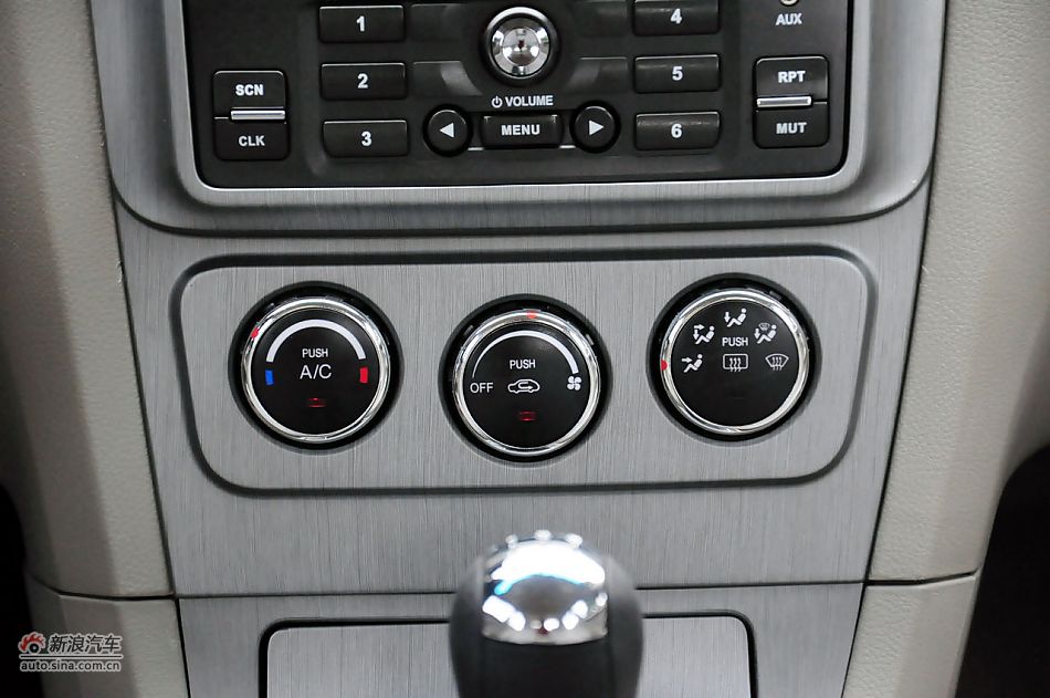 2011款CX30三厢实拍