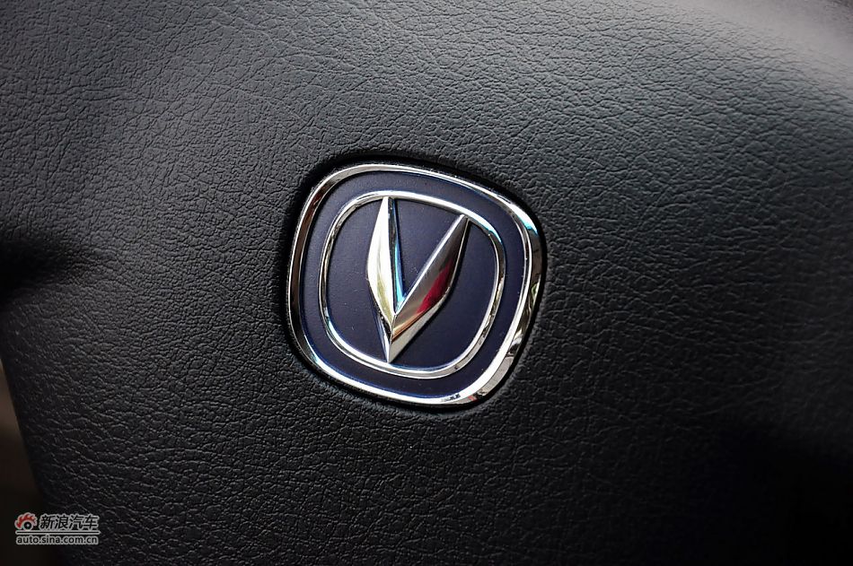 2011款CX30三厢实拍