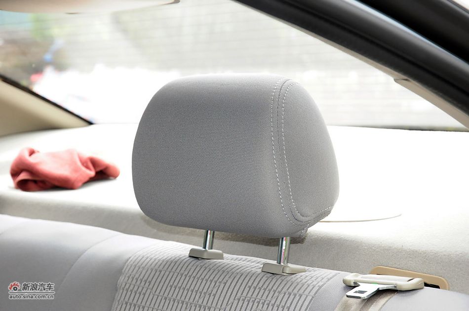 2011款CX30三厢实拍