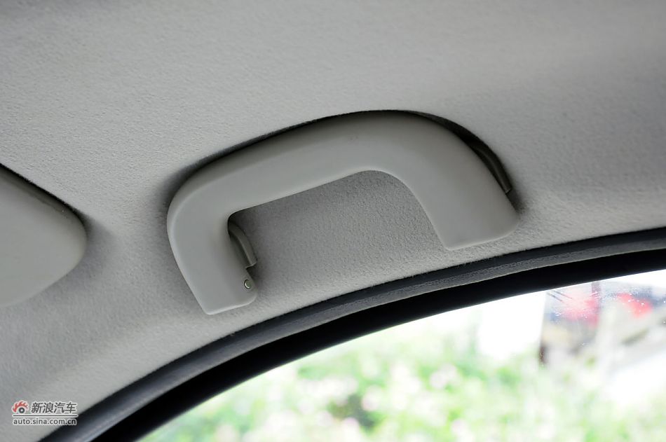 2011款CX30三厢实拍