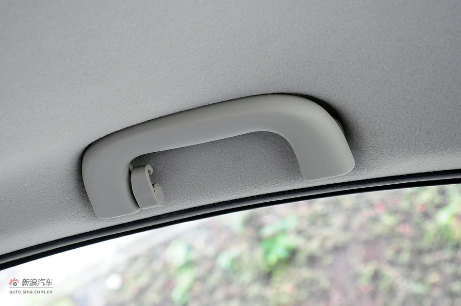 2011款CX30三厢实拍