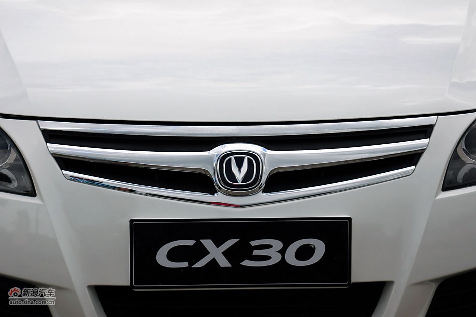 2011款CX30三厢实拍