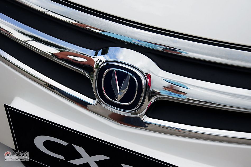 2011款CX30三厢实拍