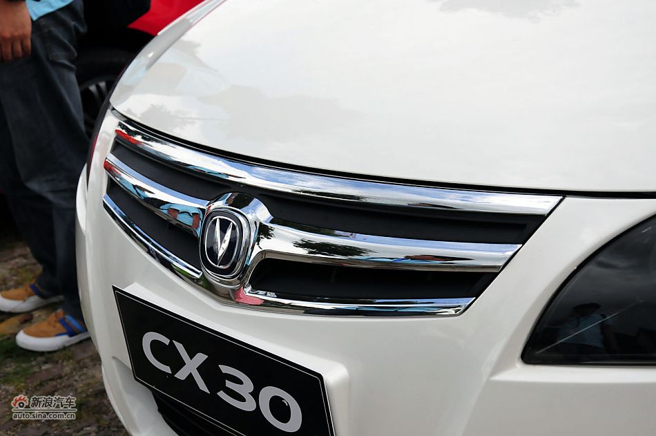 2011款CX30三厢实拍