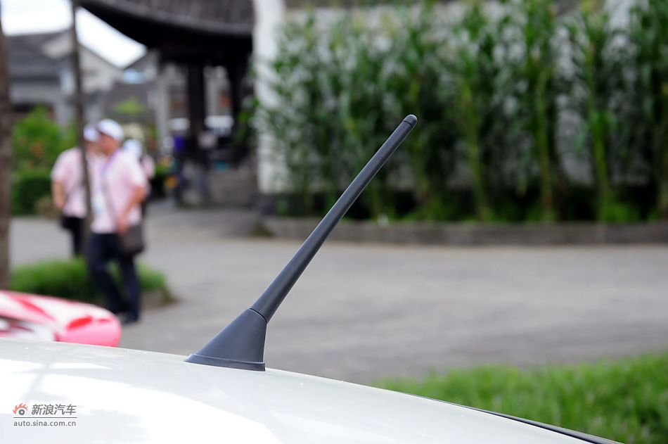 2011款CX30三厢实拍