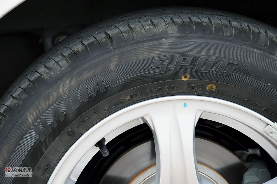 2011款CX30三厢实拍