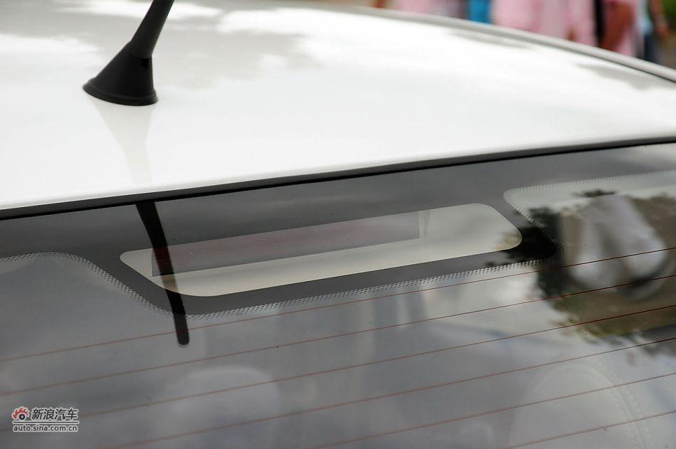 2011款CX30三厢实拍