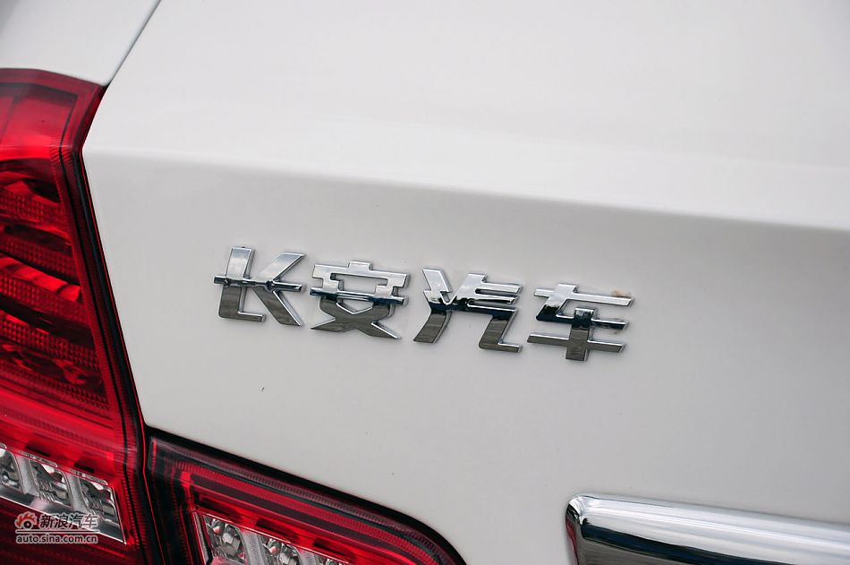 2011款CX30三厢实拍