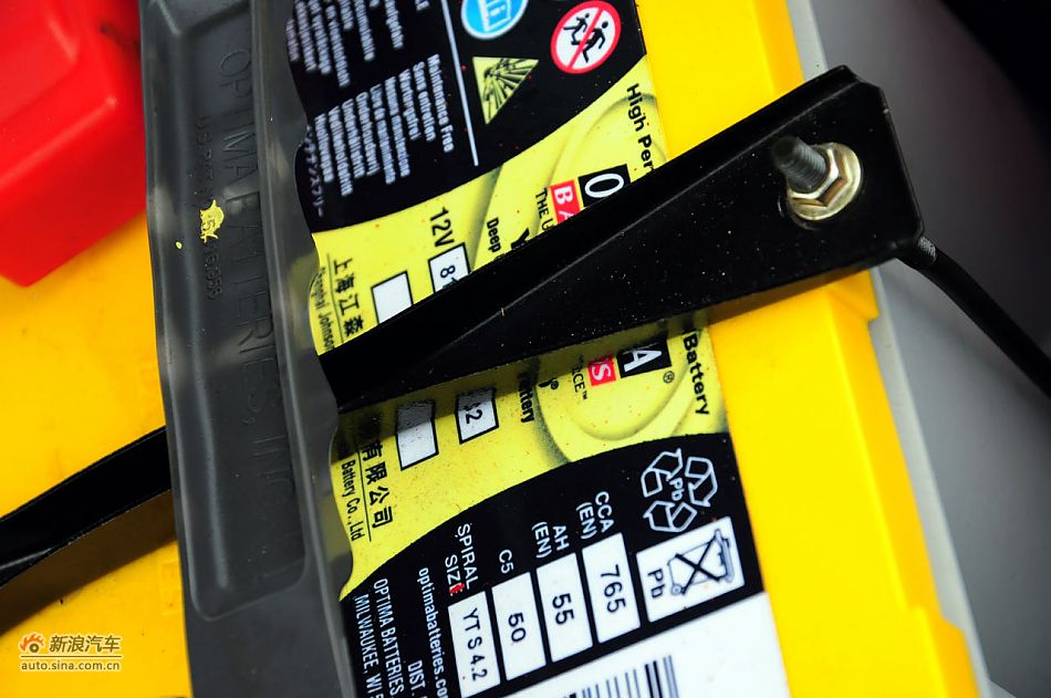 2011款CX30三厢实拍