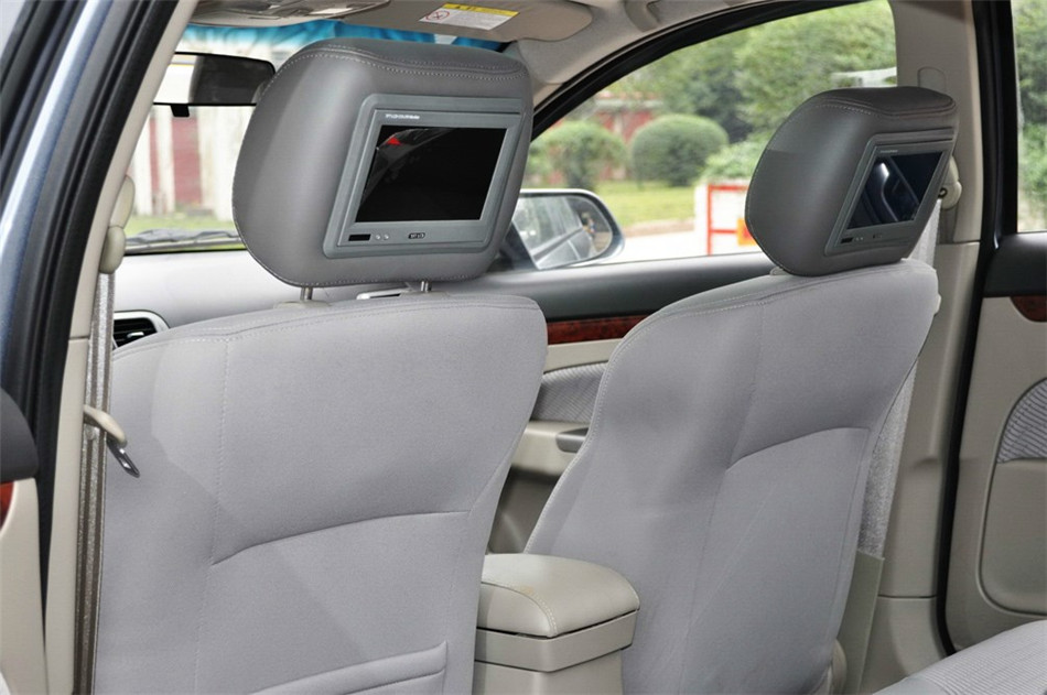 2012款 1.6L MT 豪华低碳版 座椅空间