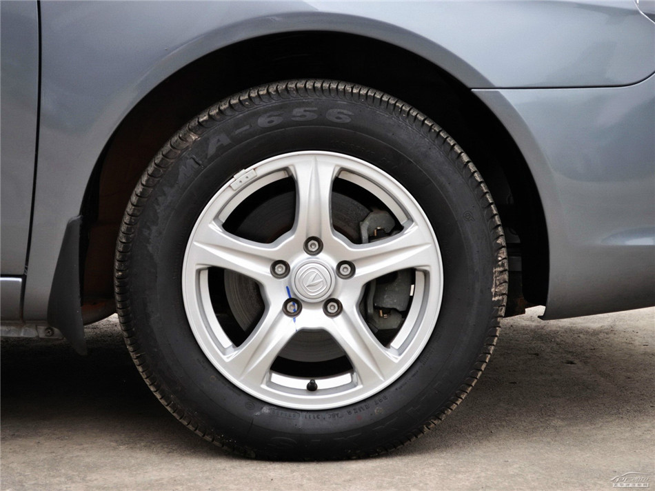 2012款 1.6L MT 豪华低碳版 其他