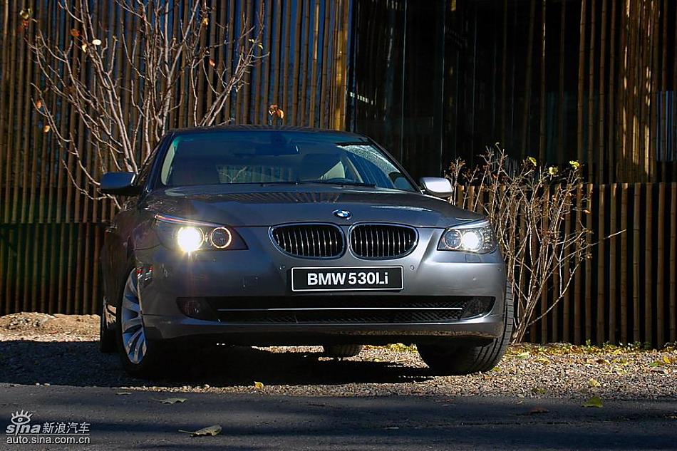 宝马新530Li外观