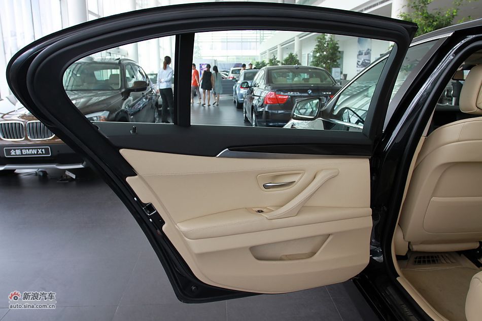 宝马523Li领先型