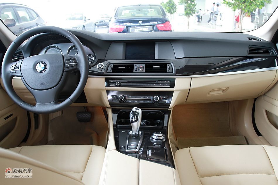 宝马523Li领先型