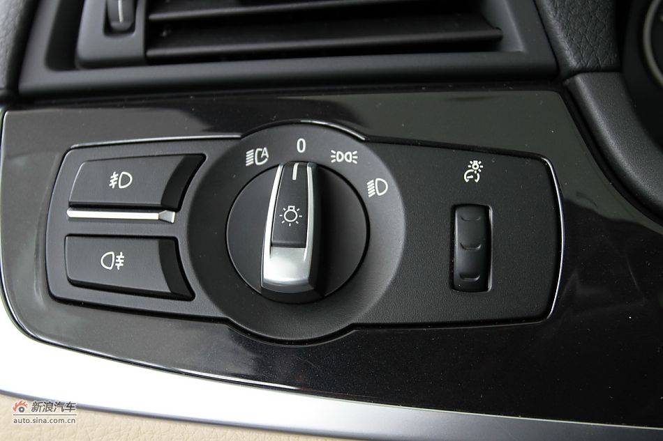 宝马523Li领先型