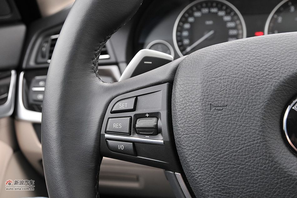 2011款535Li内饰实拍