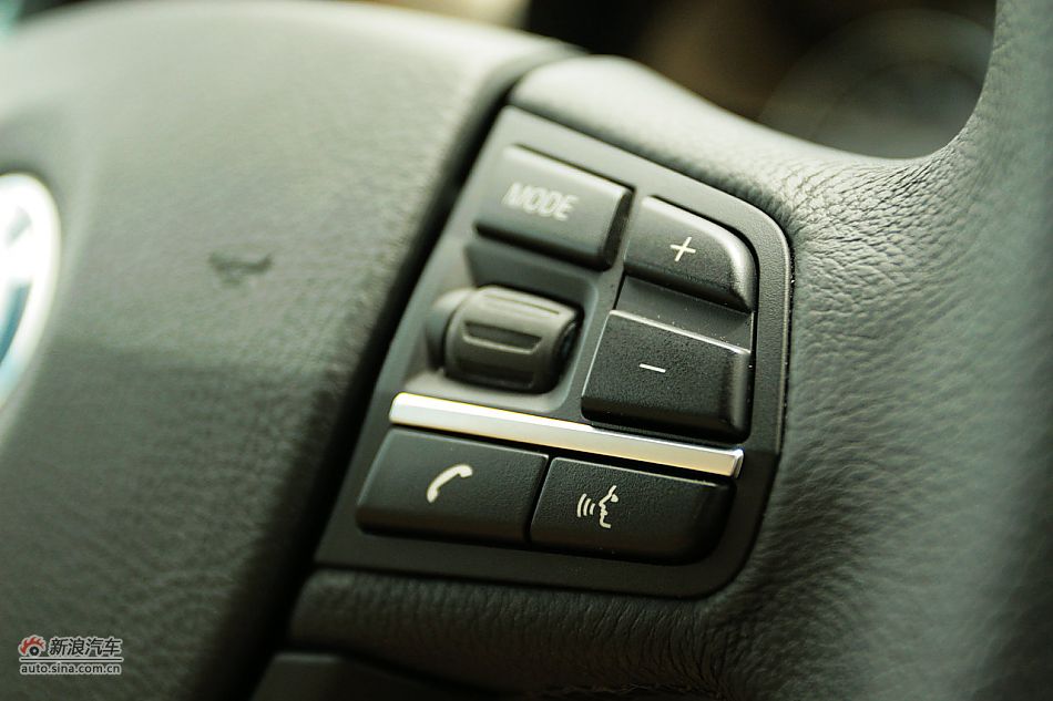 2011款宝马528Li豪华型内饰图片