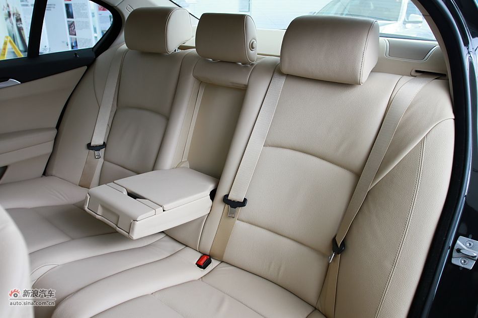 宝马523Li领先型