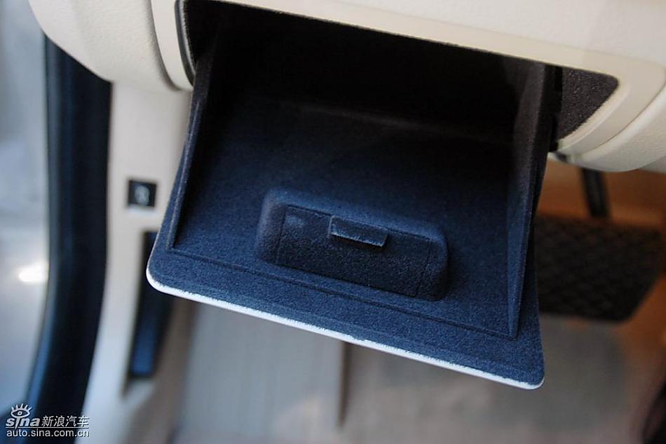 宝马新530Li内饰
