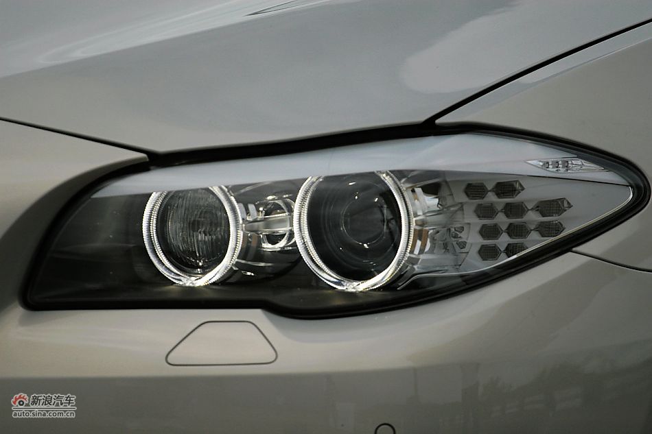 2011款宝马535Li行政型外观图片