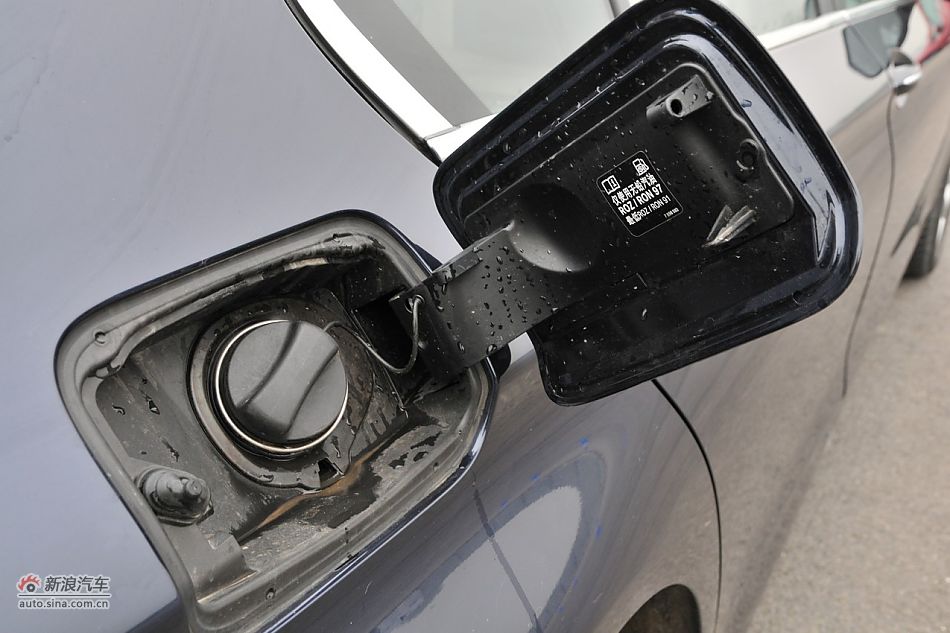 2011款535Li外观细节