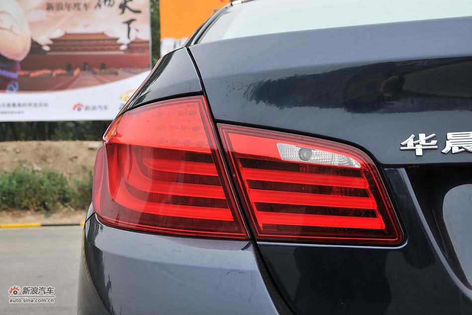 2011款535Li外观细节