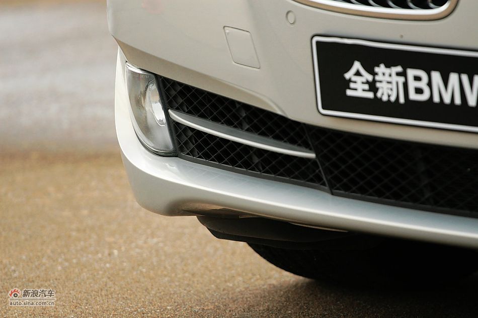 2011款宝马535Li行政型外观图片