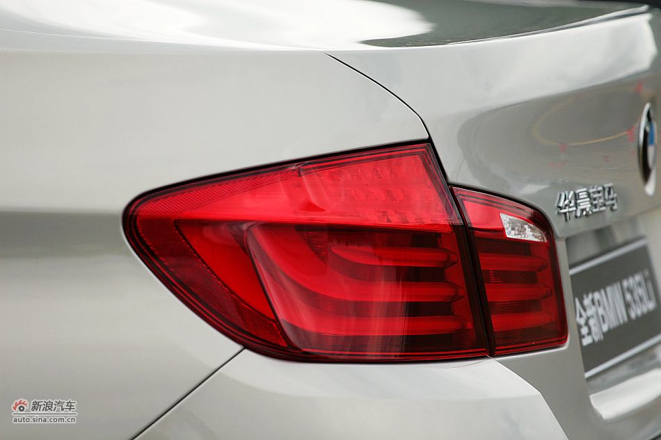 2011款宝马535Li行政型外观图片