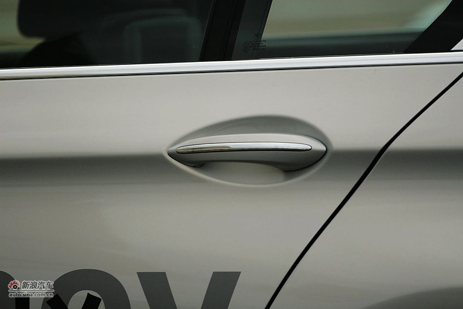 2011款宝马535Li行政型外观图片