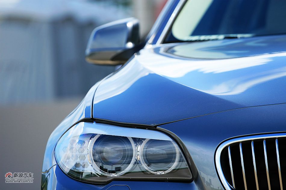 2011款宝马528Li豪华型外观图片