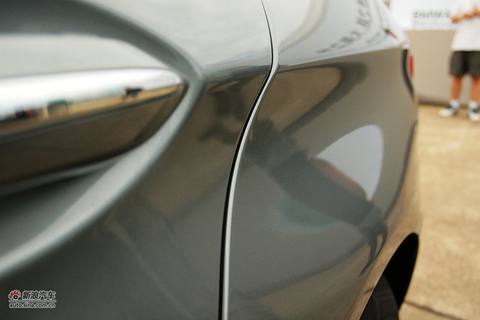 2011款宝马528Li豪华型内饰图片