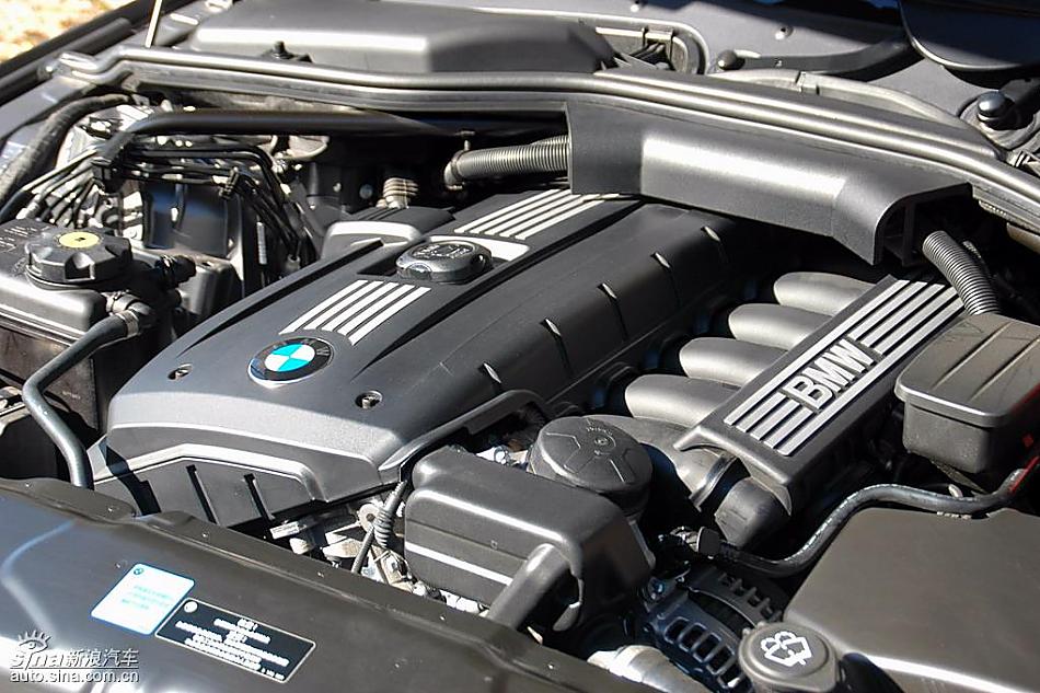 宝马新530Li发动机