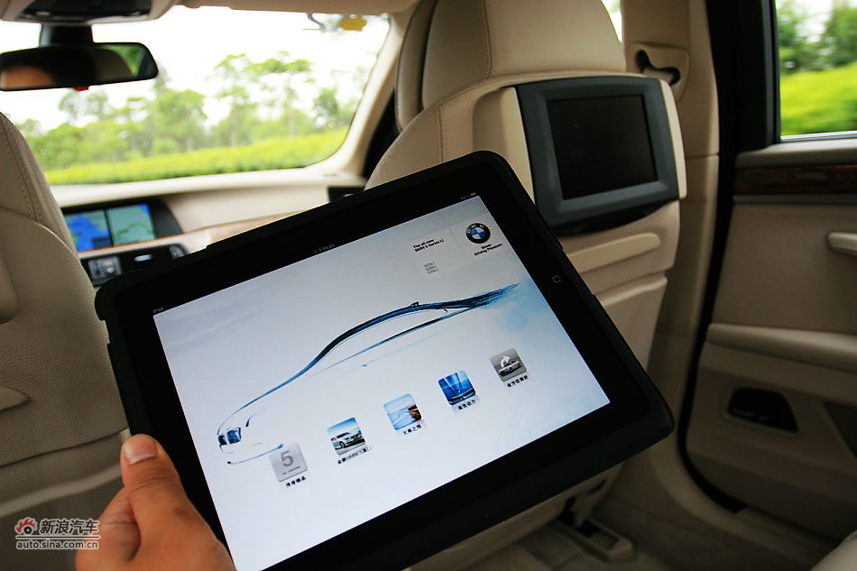 2011款宝马528Li豪华型内饰图片