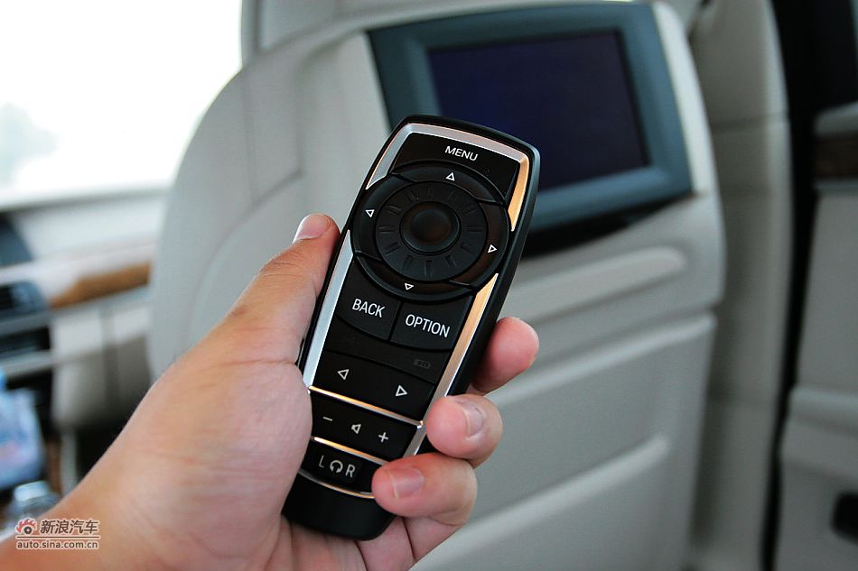 2011款宝马528Li豪华型内饰图片