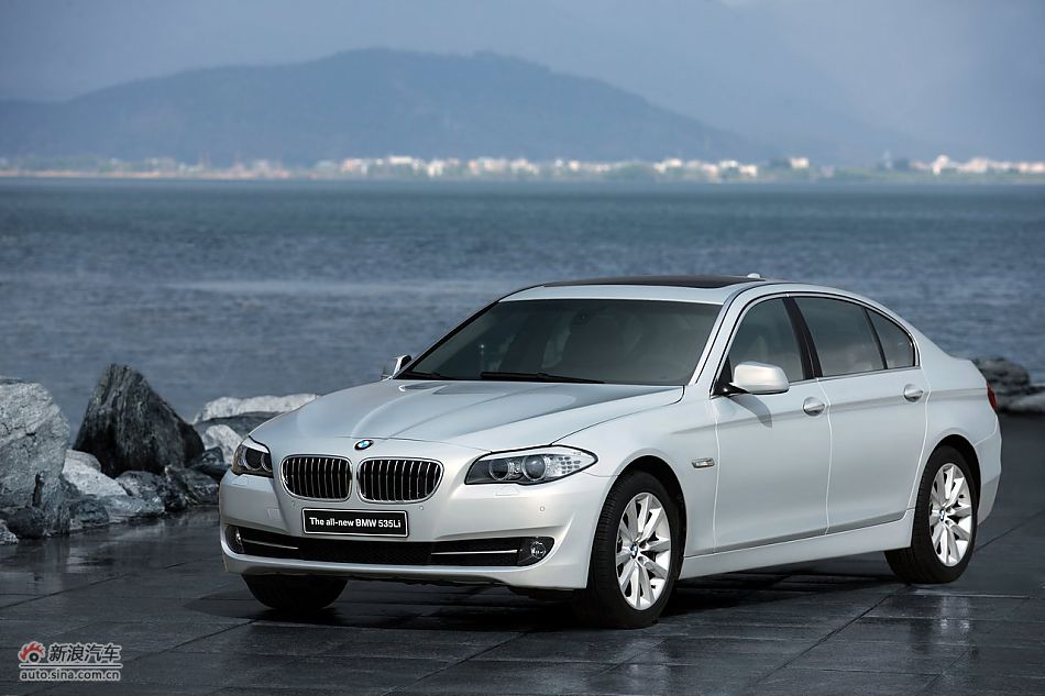 011款宝马535Li外观