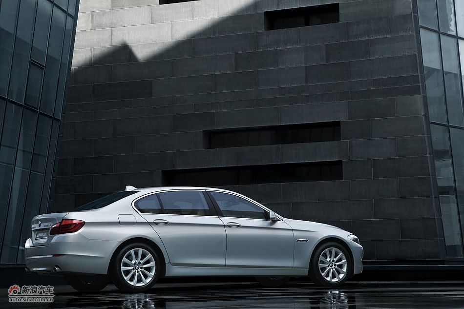 011款宝马535Li外观
