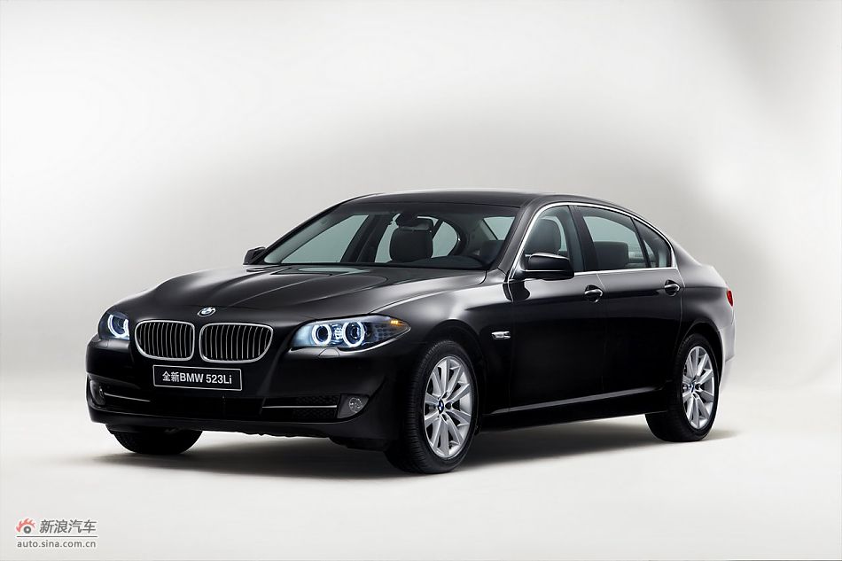 2011款宝马523Li外观