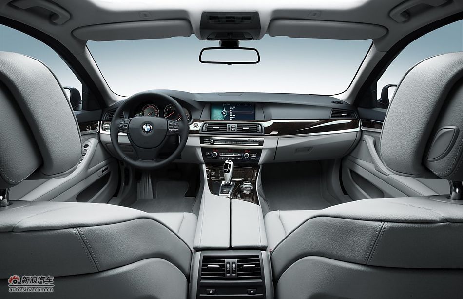 2011款宝马523Li内饰-全景